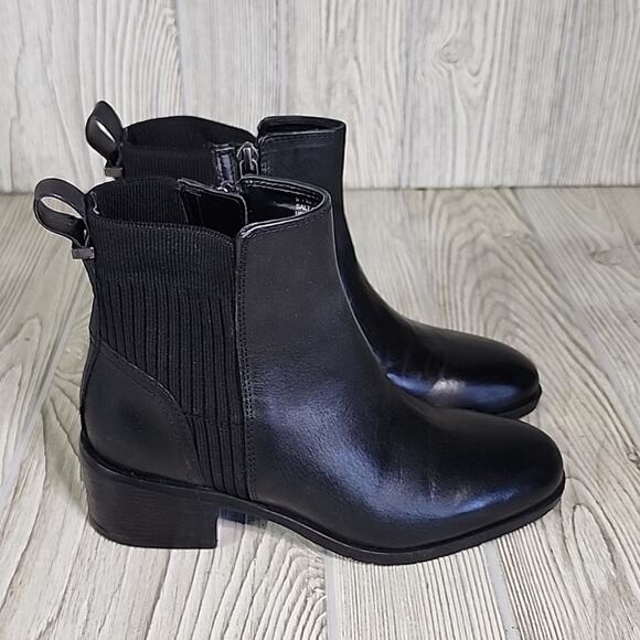 Kenneth Cole Reaction Salt Stretch Bootie Black Ankle Boots Womens Size 5 NEW - Picture 2 of 12